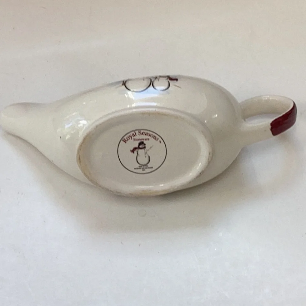 Royal Seasons Stoneware Snowman Family Large Sauce Pitcher Gravy Boat